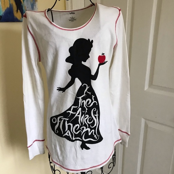 Disney Tops - Disney Store Snow White “The Fairest of Them All” Long Sleeve Thermal Size Med.